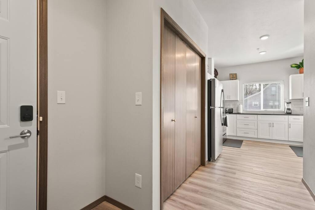 Brand New 2 Bed 2 Bath Near Perry District And Dt Leilighet Spokane Eksteriør bilde